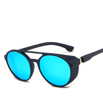 SUNGLASSES TRAVEL